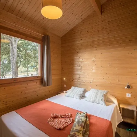 Camping Cala Llevado توسا ذي مار
