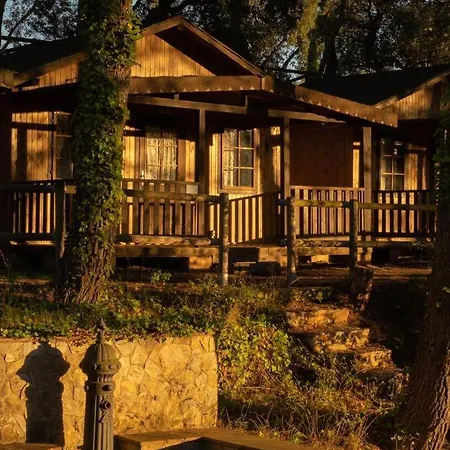 مكان تخييم Camping Cala Llevado توسا ذي مار