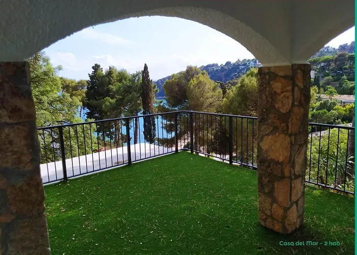 Cala Llevado 滨海托萨