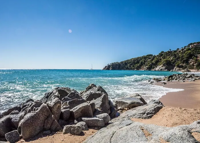 Cala Llevado 滨海托萨