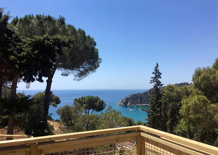 Cala Llevado Parque de Campismo 4*
